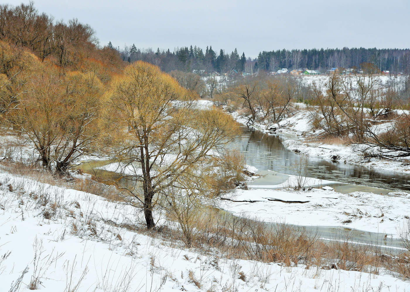 "Весна... она о вас не знает..."