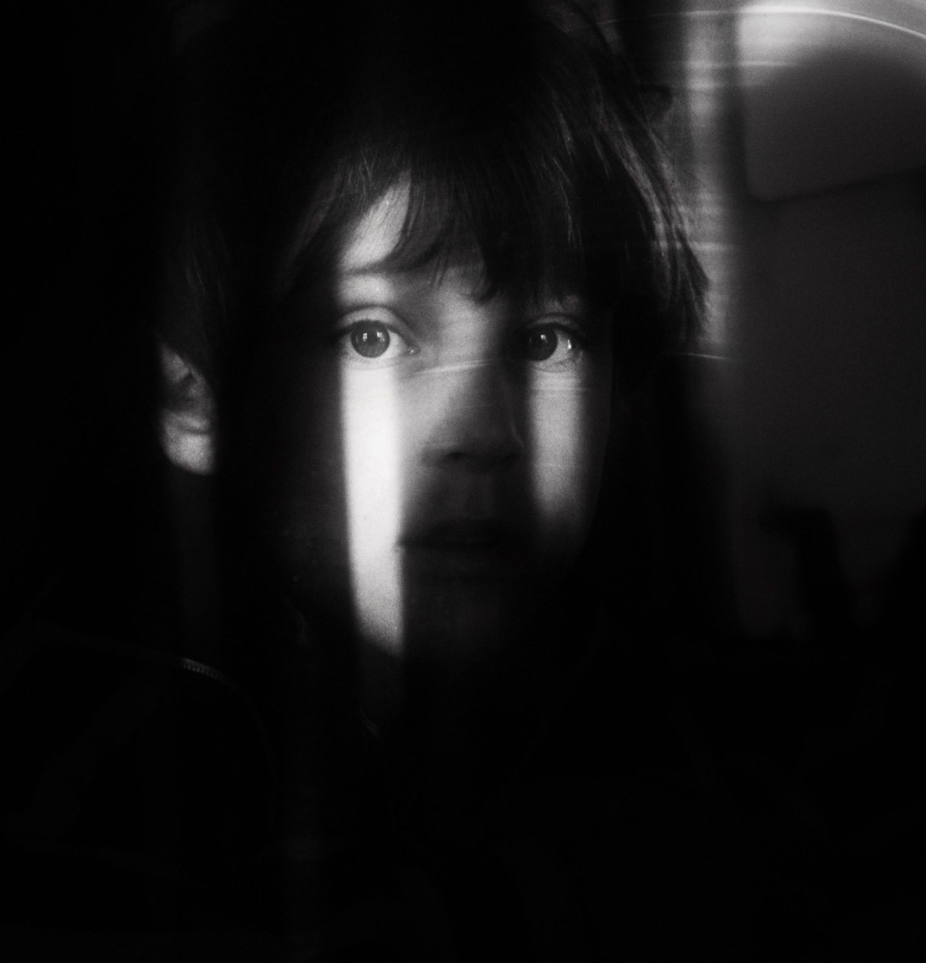 "Из зеркала отображенье ..."