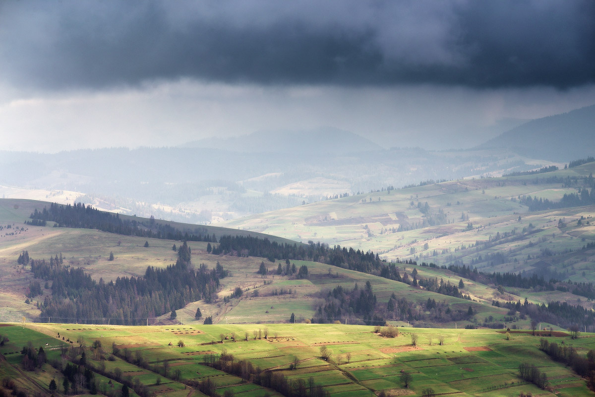 Облачно с прояснениями