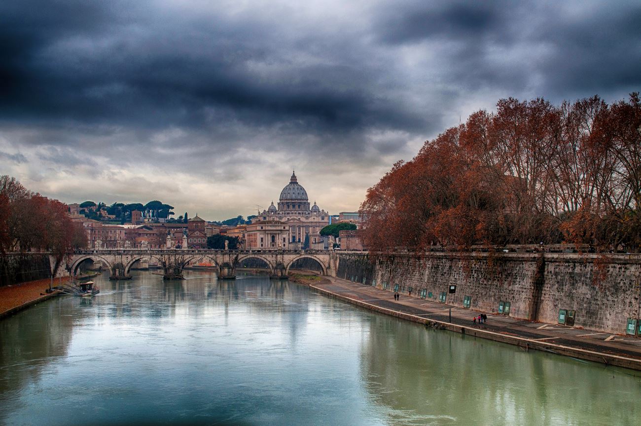 Чуден Тибр при тихой погоде...