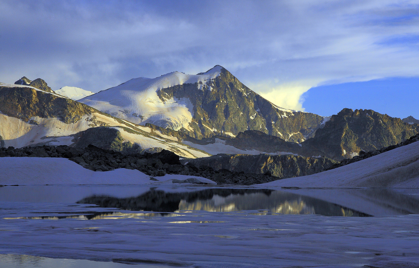 Актур Восточный