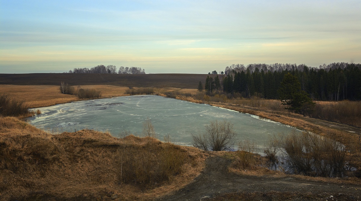 Последние льды весны.