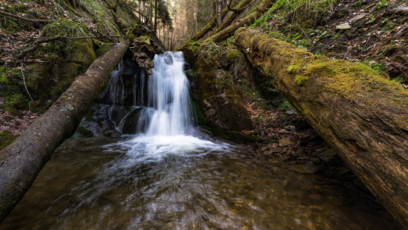 О параллельности прямых