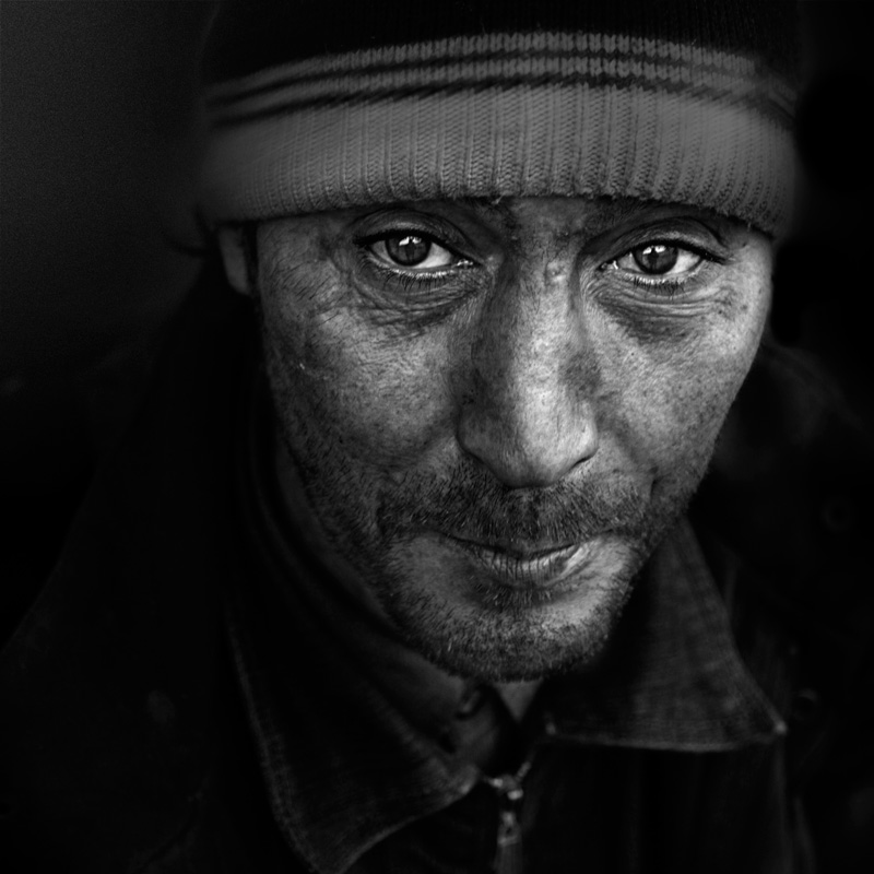 - я бы занял тебе, но я на мели