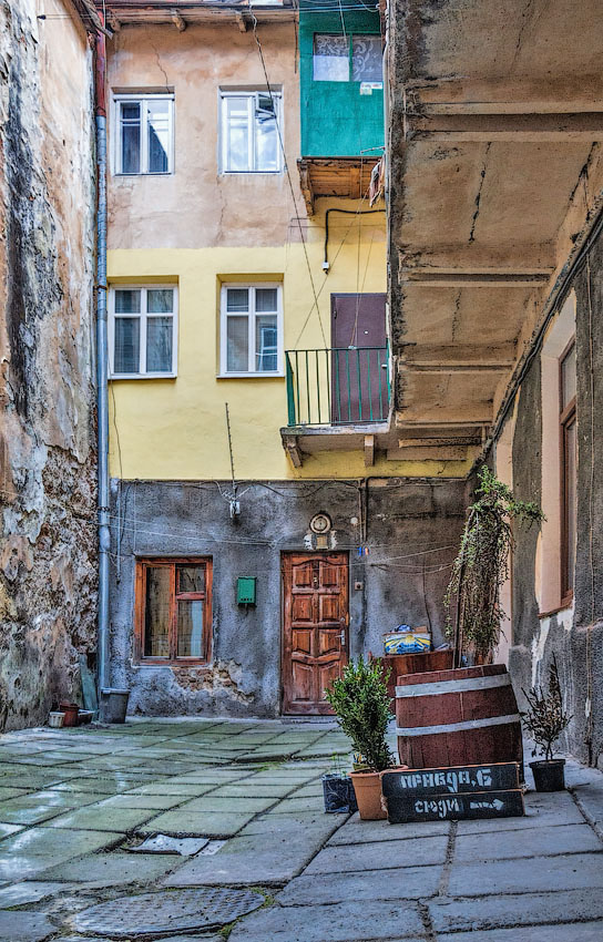 Львовский дворик