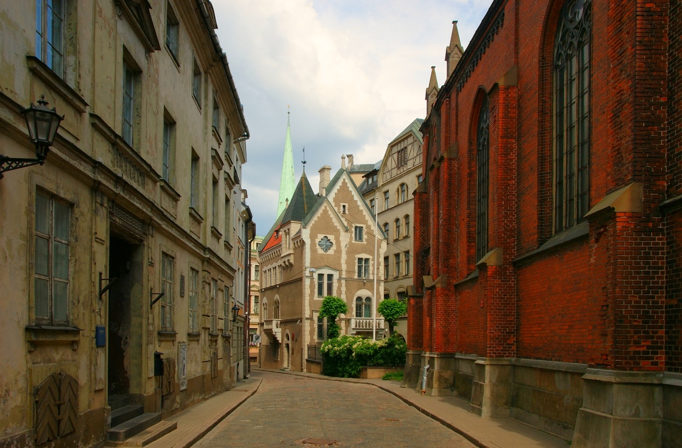 В одном старом городе...