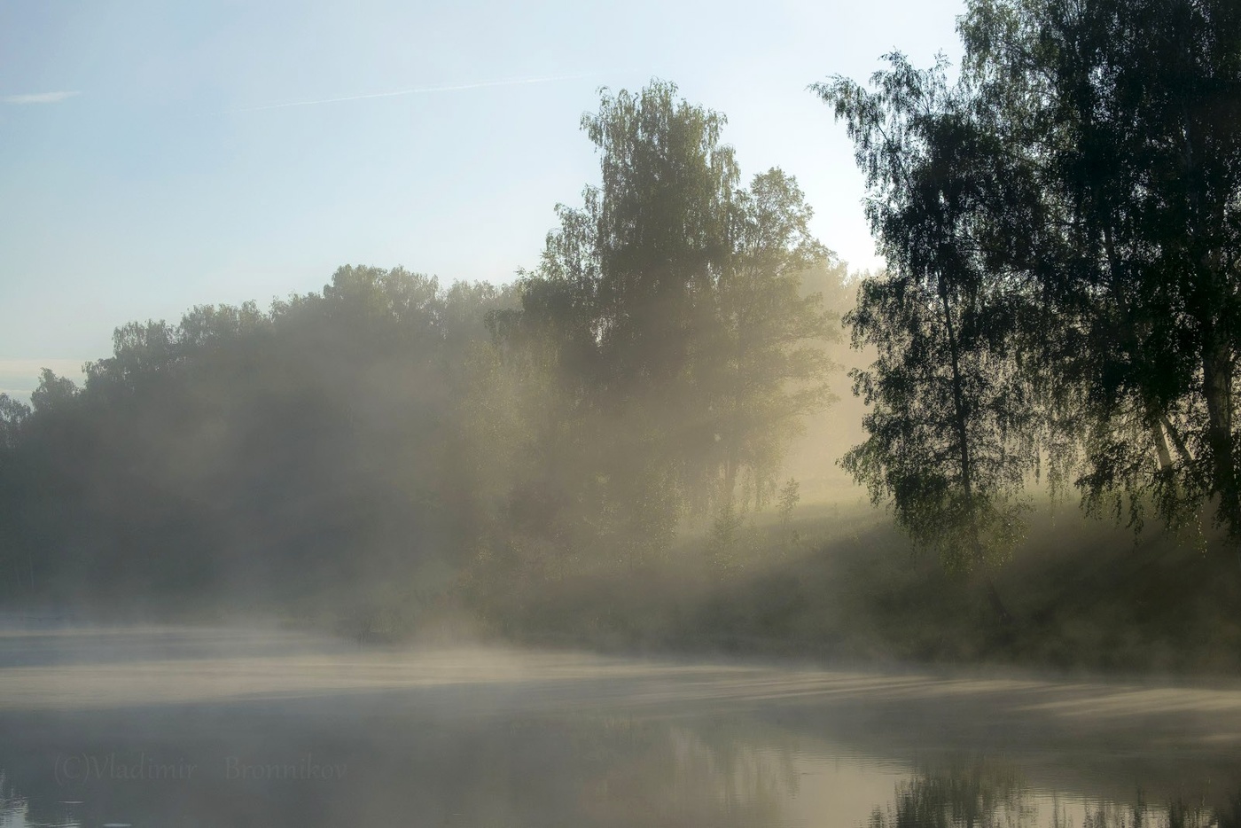 Луч света золотой