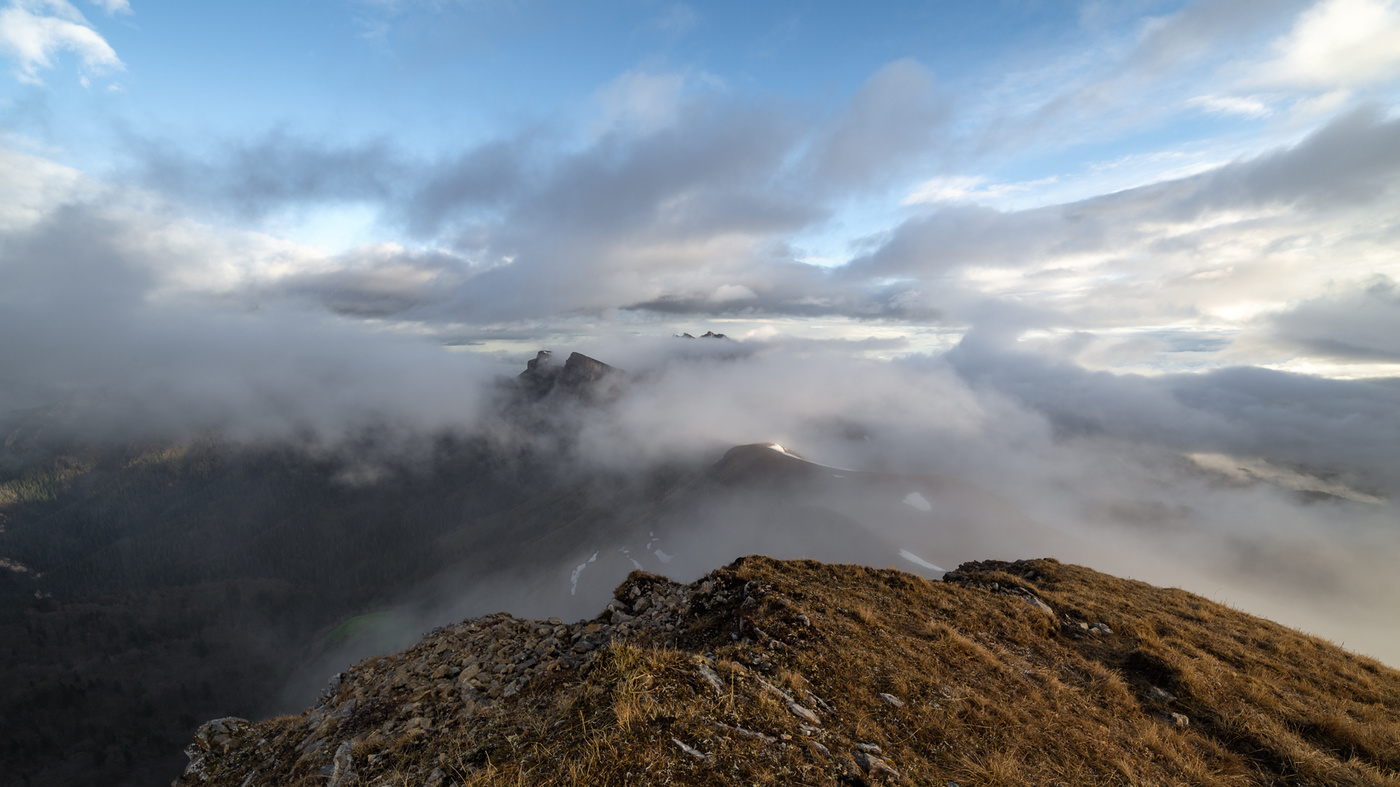 Утренняя феерия облаков