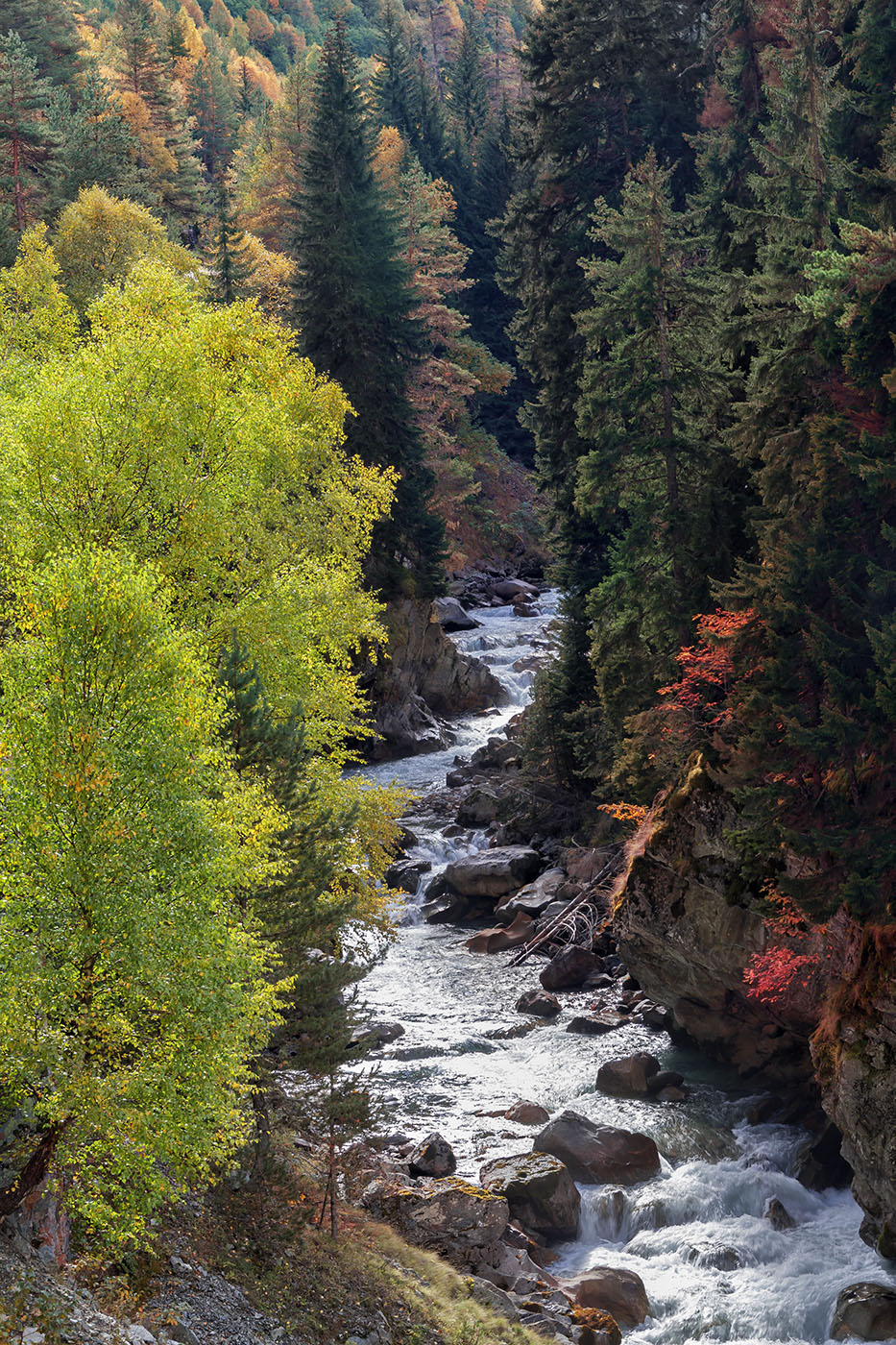 горная река