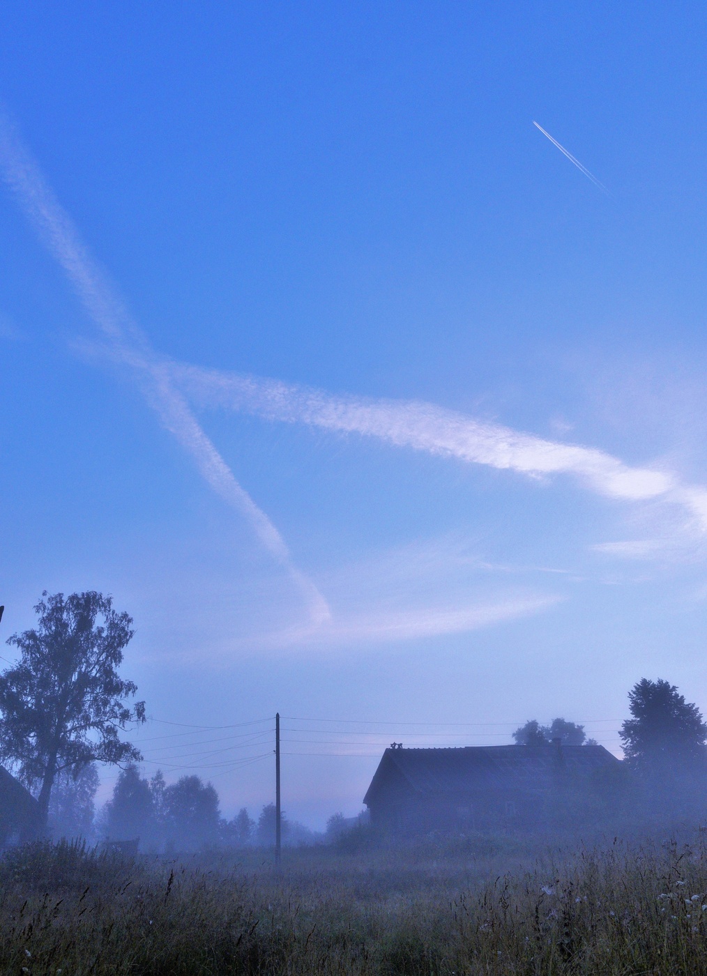 Август, утро, 04:37 ...