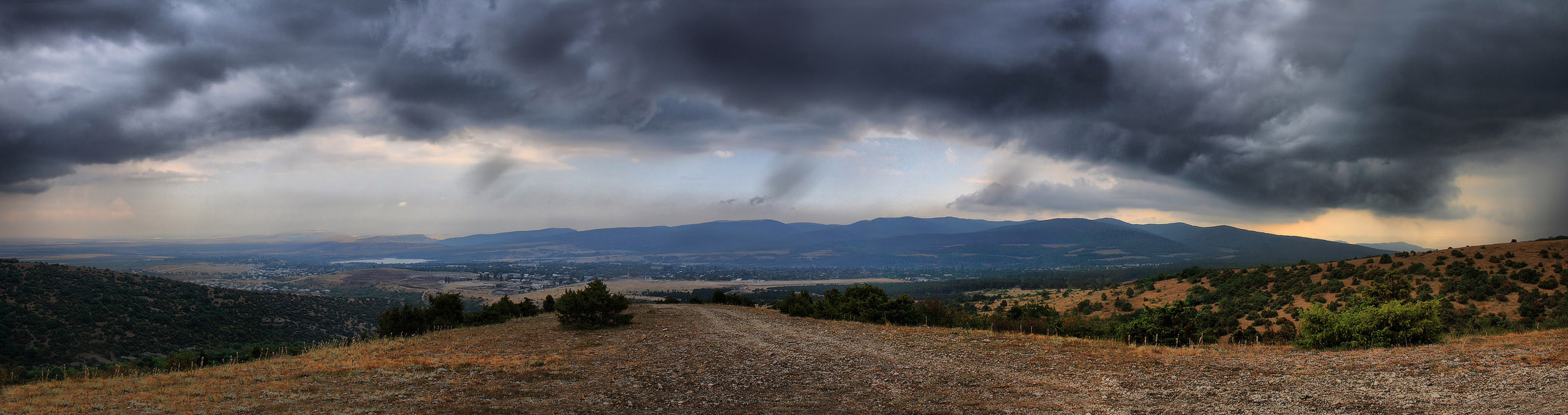 Гроза идет на Старый Крым