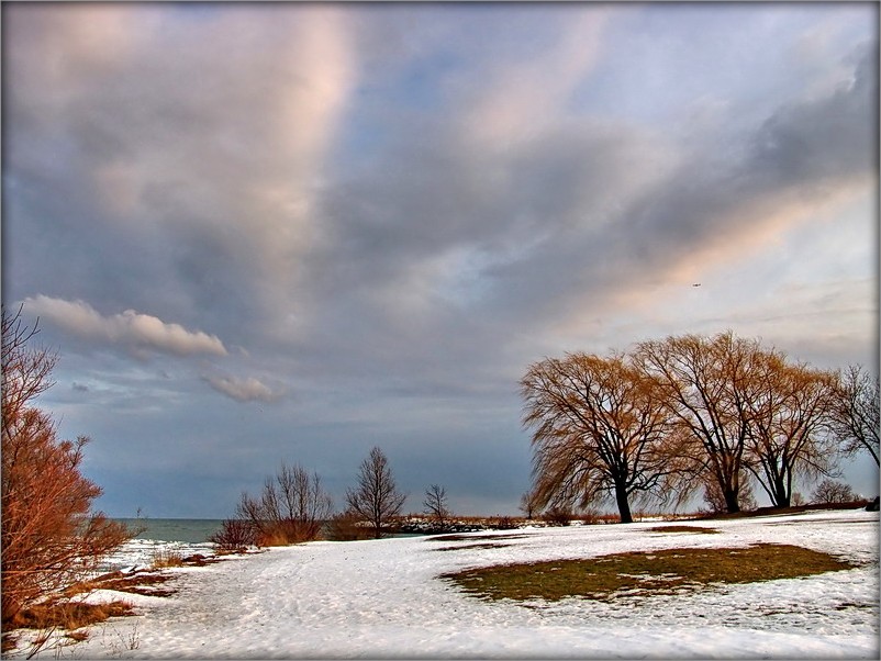 як спаўзала зіма з прыгоркаў
