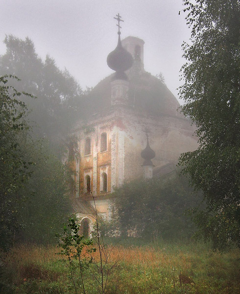 Заброшенная церковь