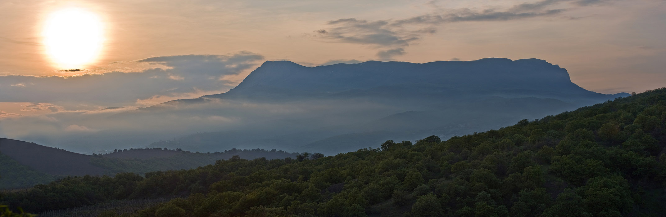 Закат над Чатырдагом