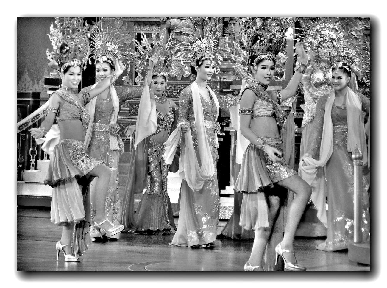 Черно-белое кино