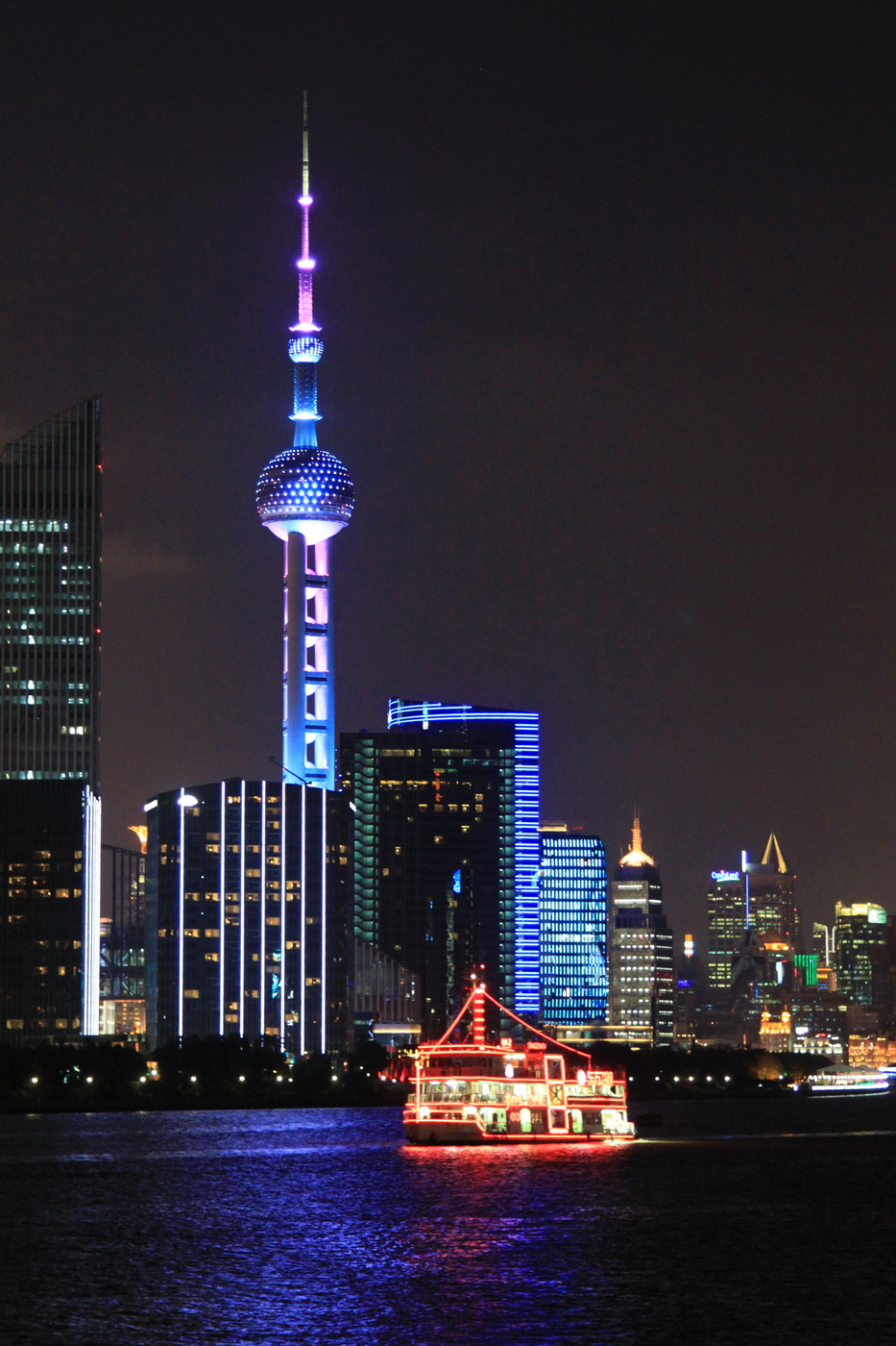 Город не спит