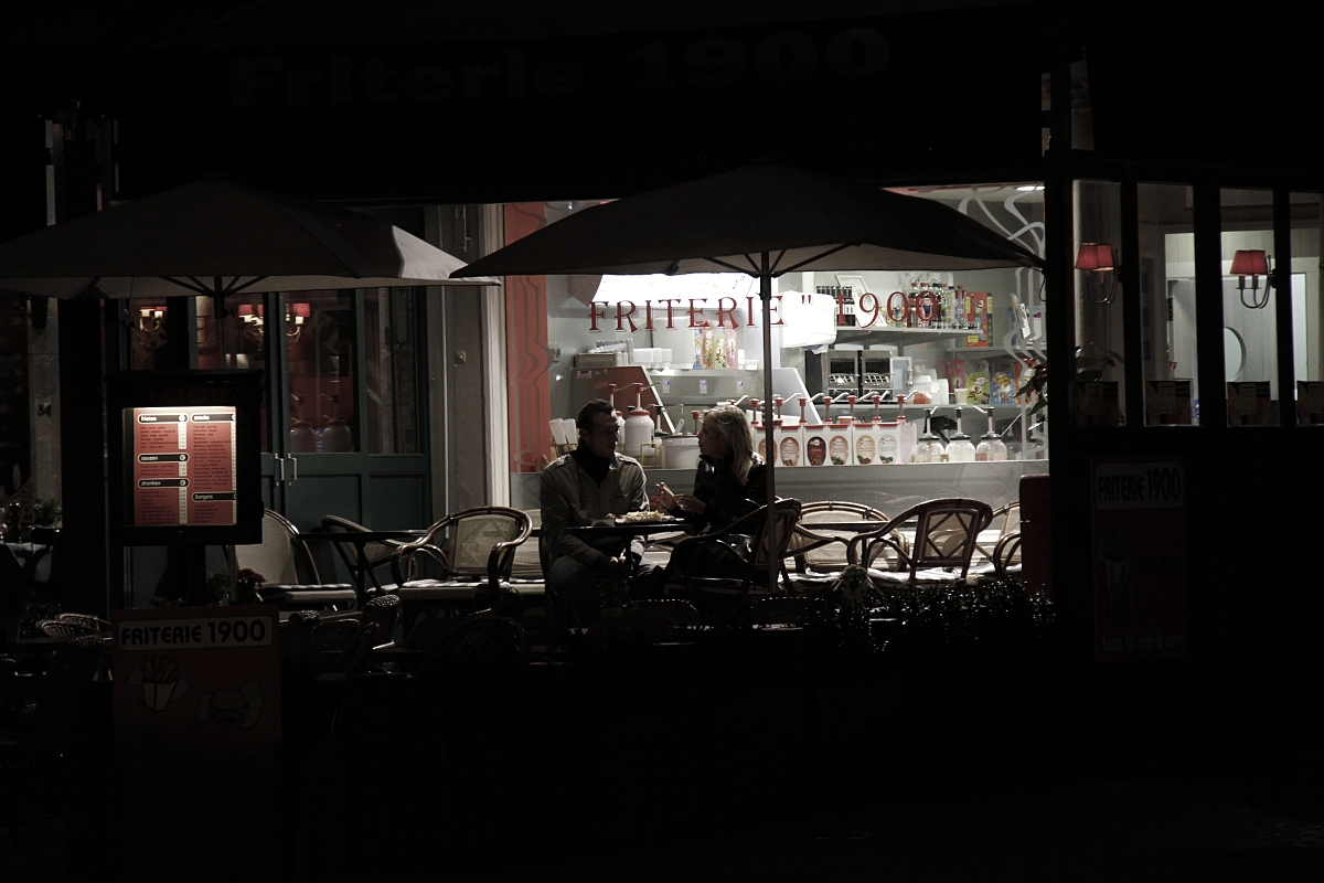 Город не спит