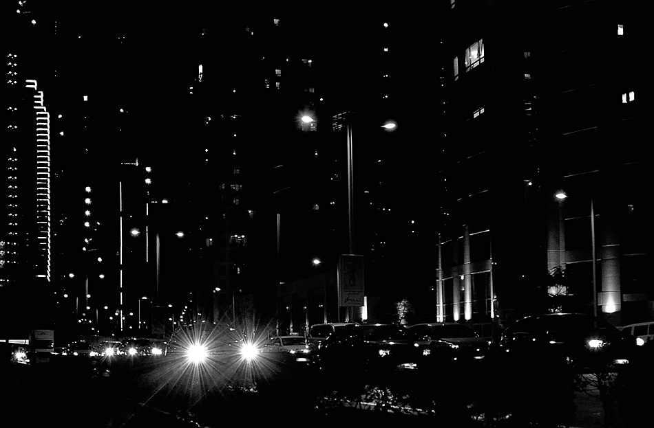 Город не спит