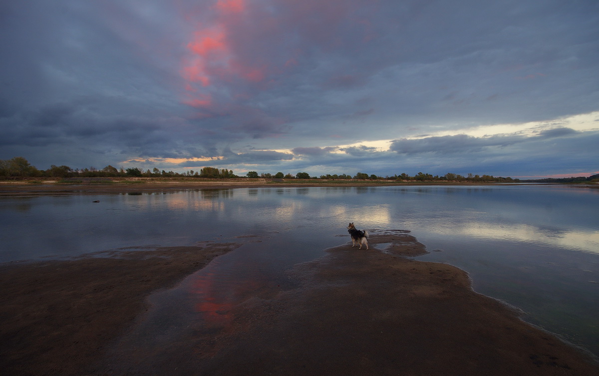 Догорал закат