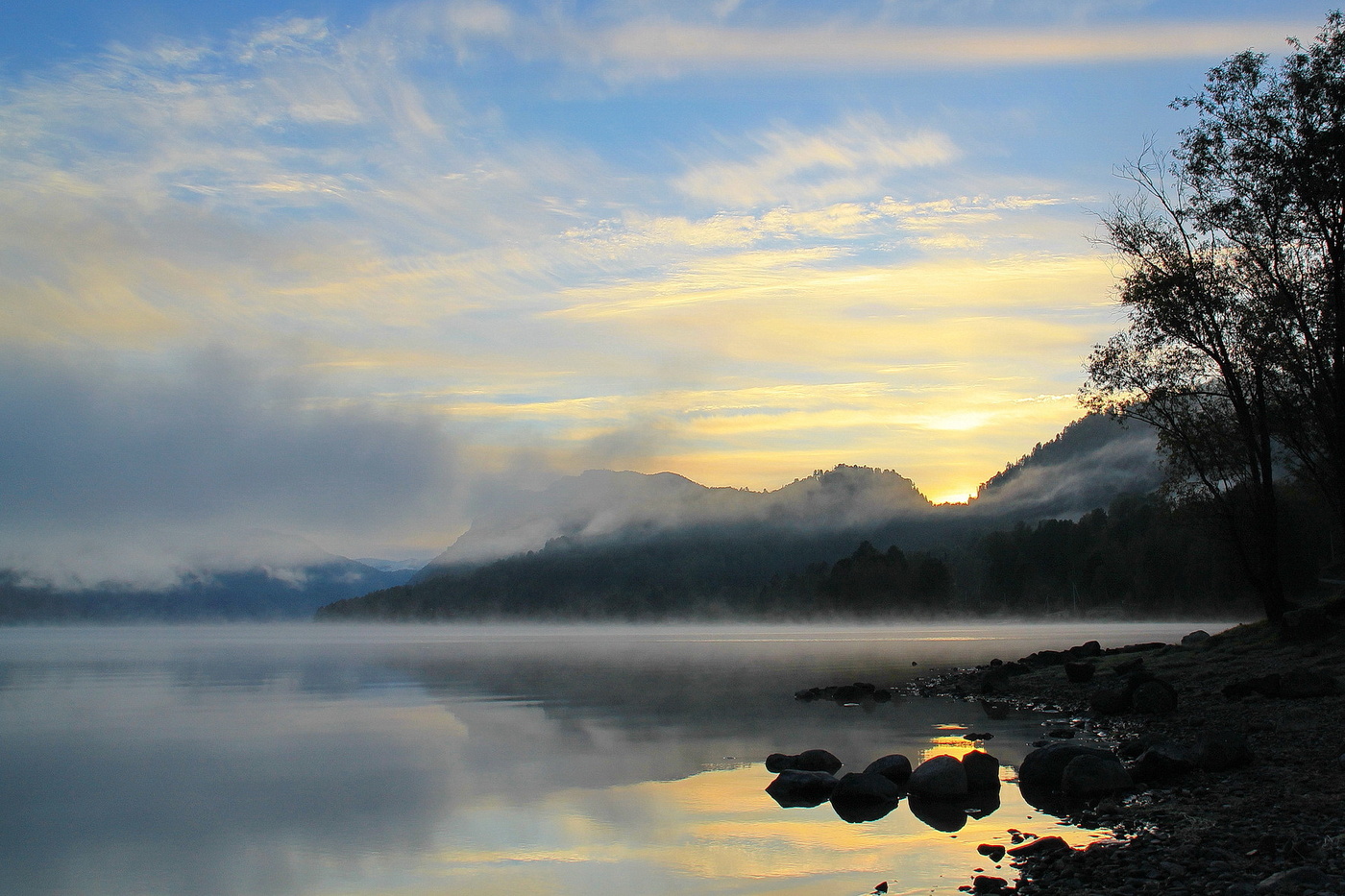 НА ВОСХОДЕ.