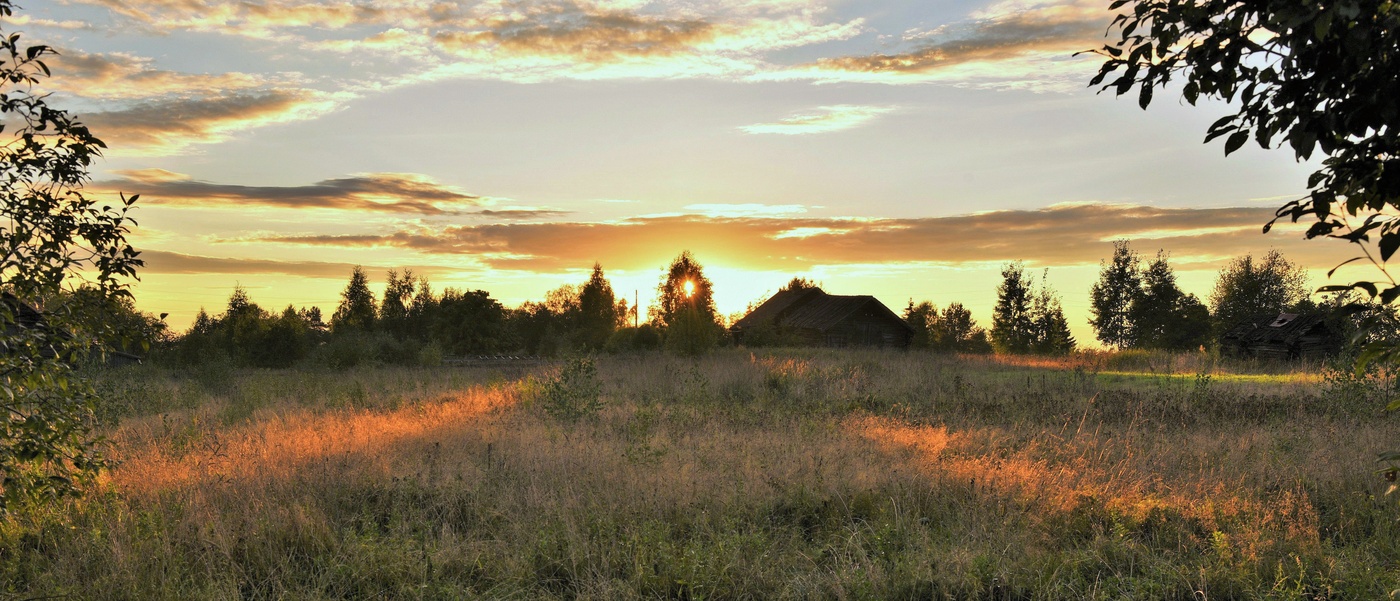 Вечер, укутанный в тишину ...