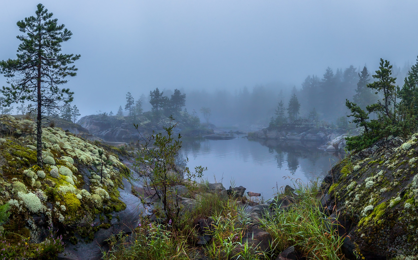 Озерцо в бухте Ладоги.