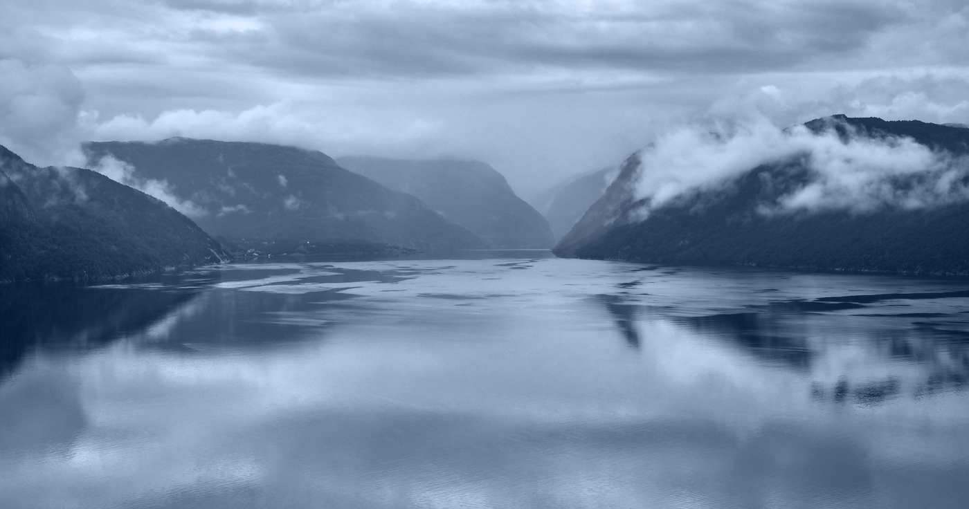 Слушая песни Грига...2