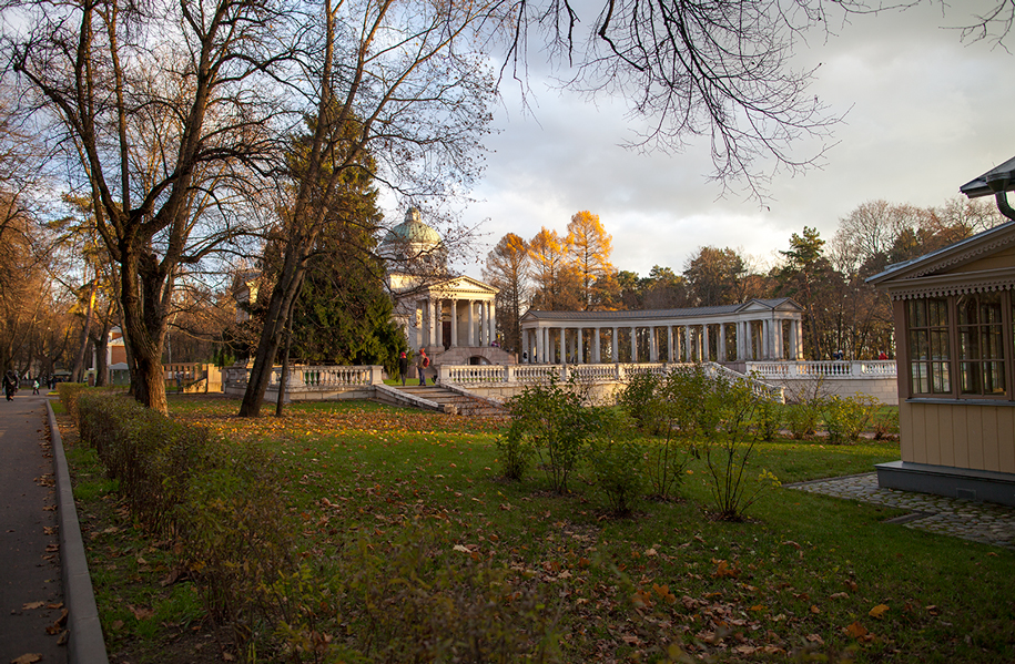 Архангельское