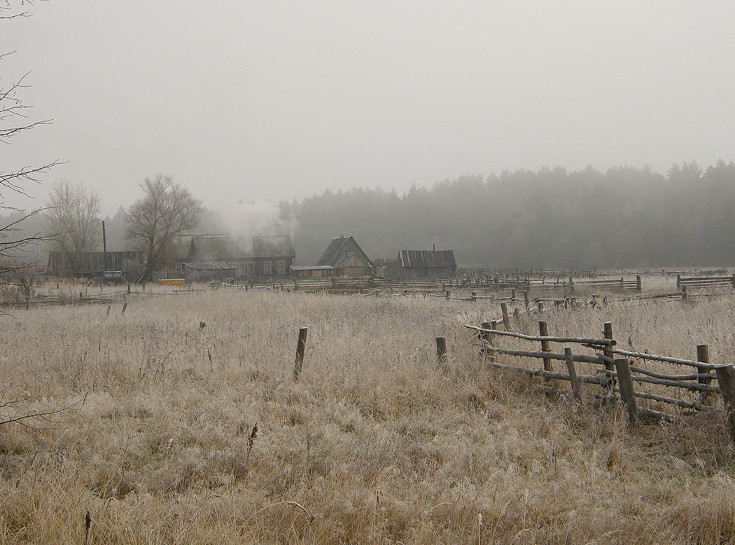 Морозное утро. Топят избы