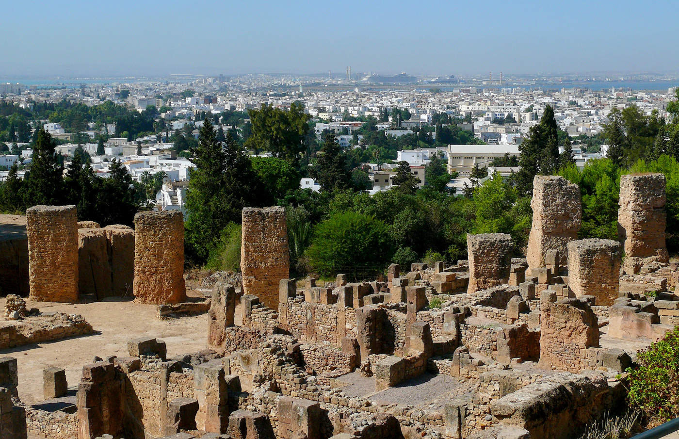 Вот новый поворот