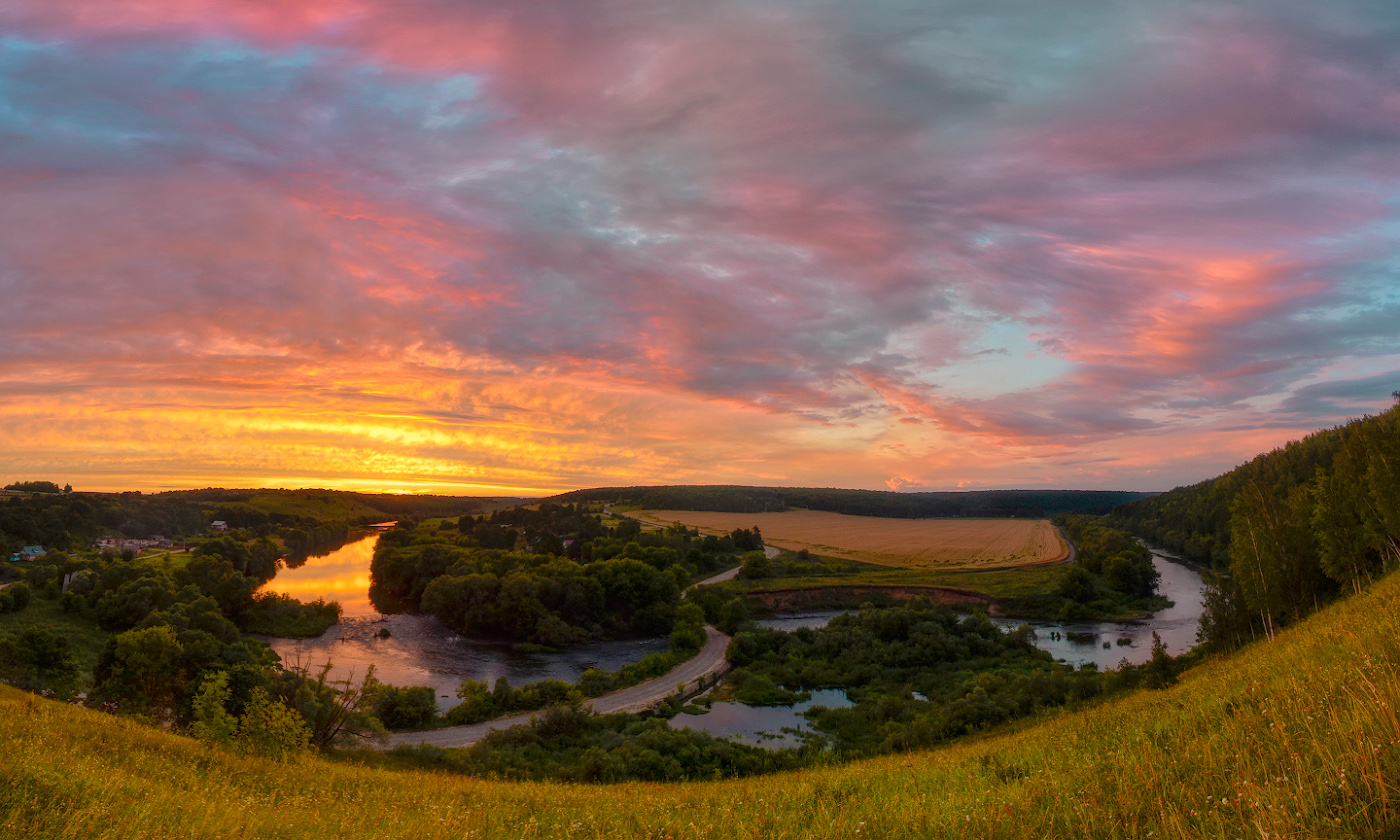 Красивая Меча. Вязово. Вечер.