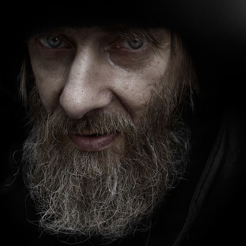 в каждой подворотне есть своя история