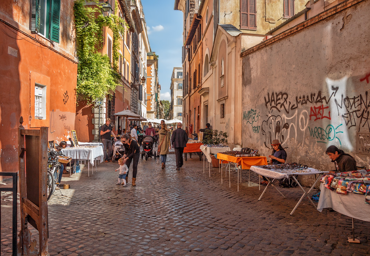 Из жизни старинных улочек Рима