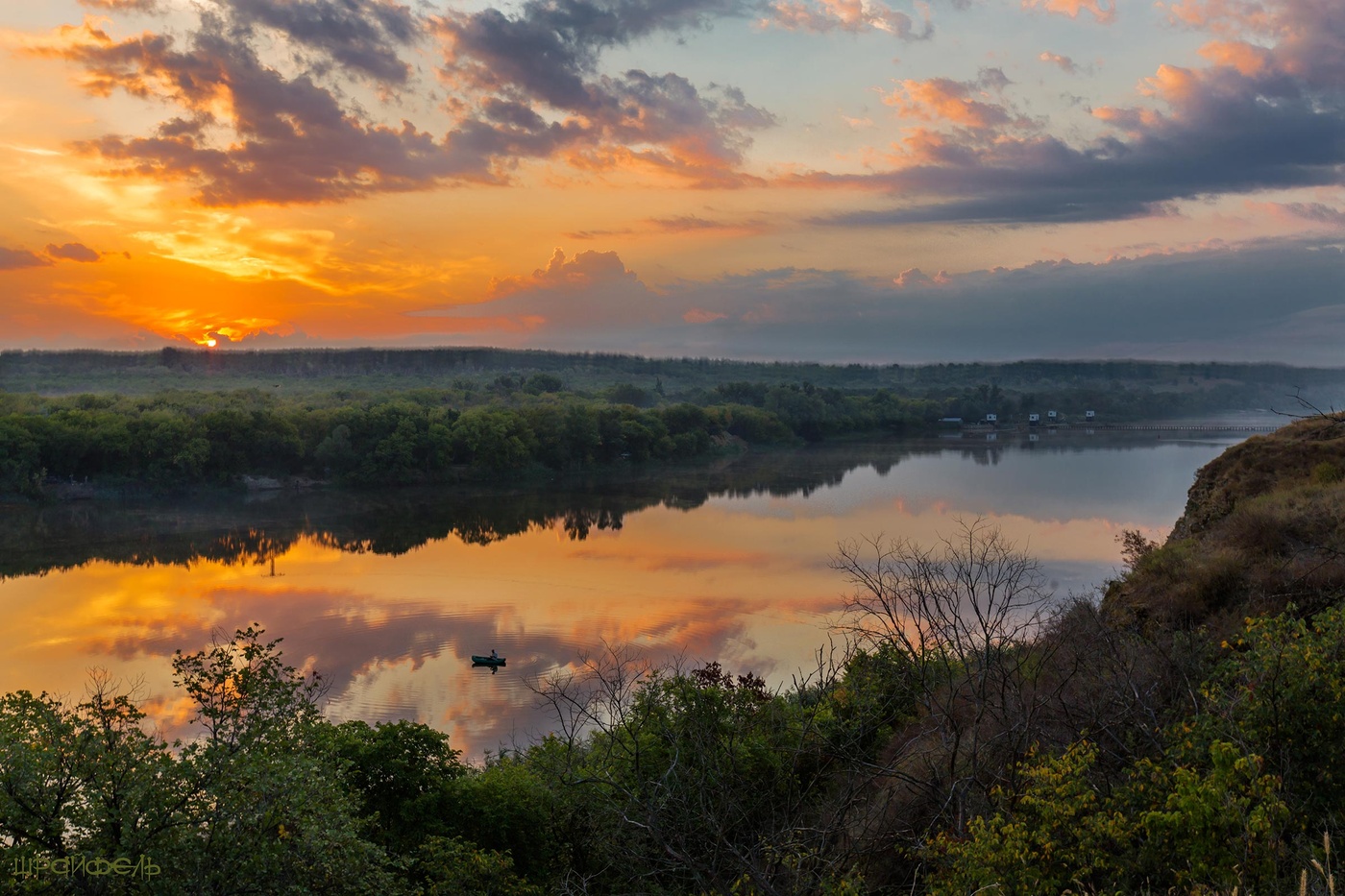 Утро у Сазоновского шлюза
