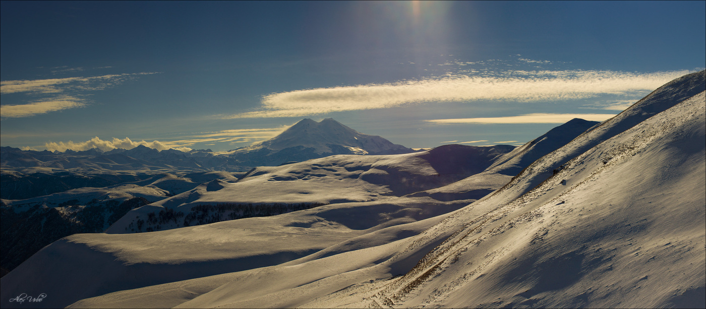 На Эльбрусе хорошая погода.