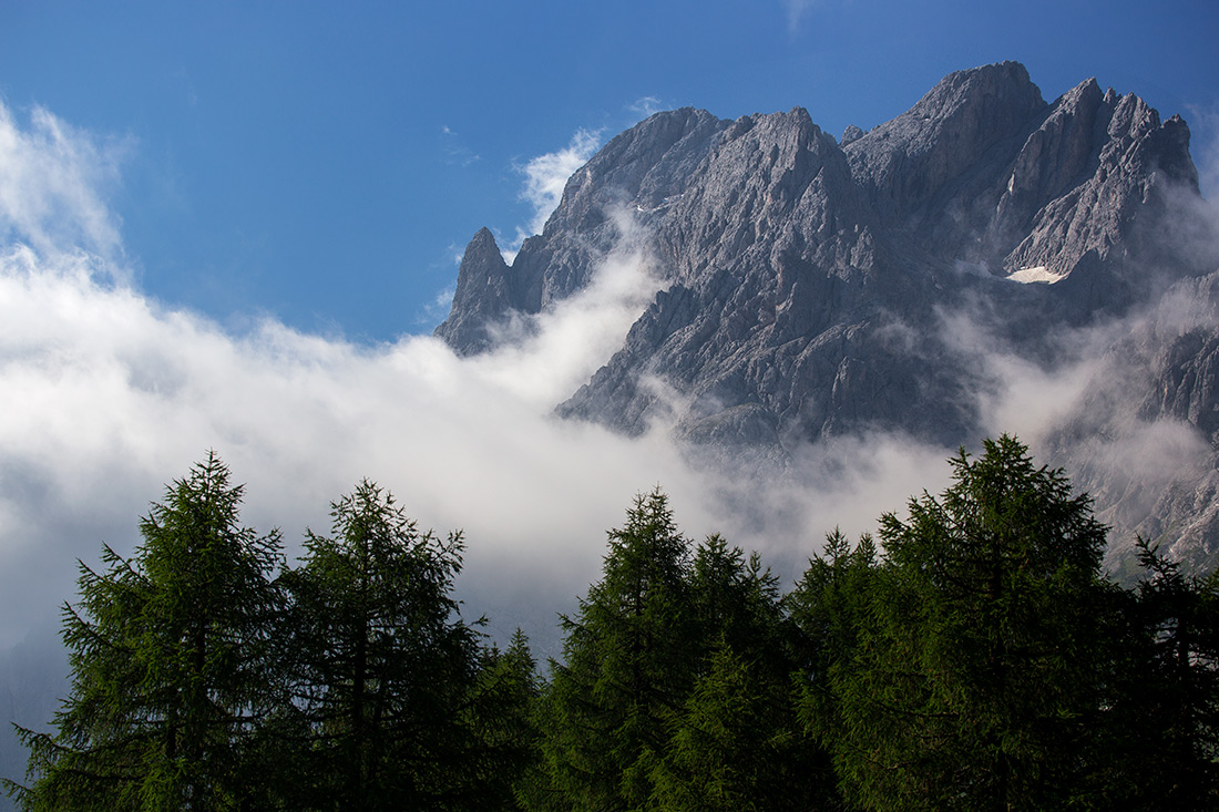 На разных уровнях