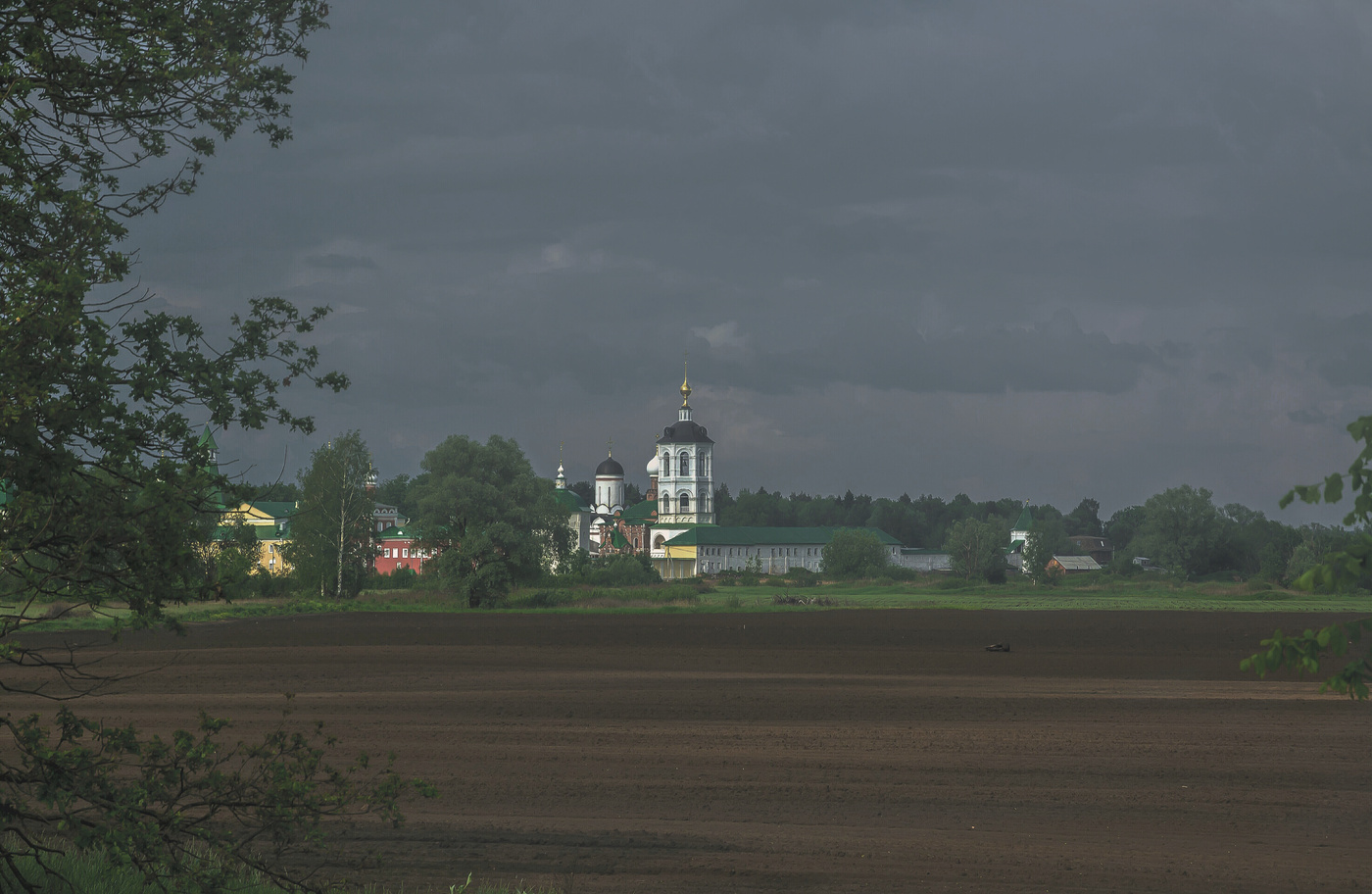 прошел теплый дождь...