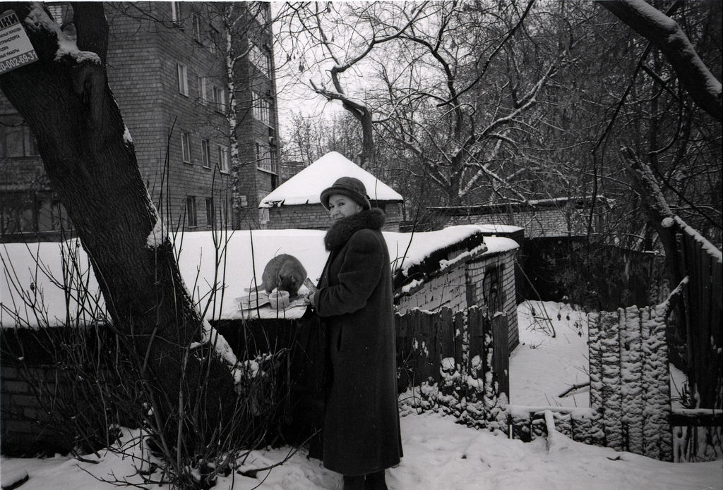 Кормление котика-2