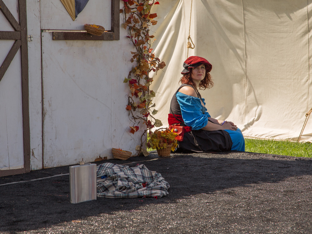 Не всем здесь весело!