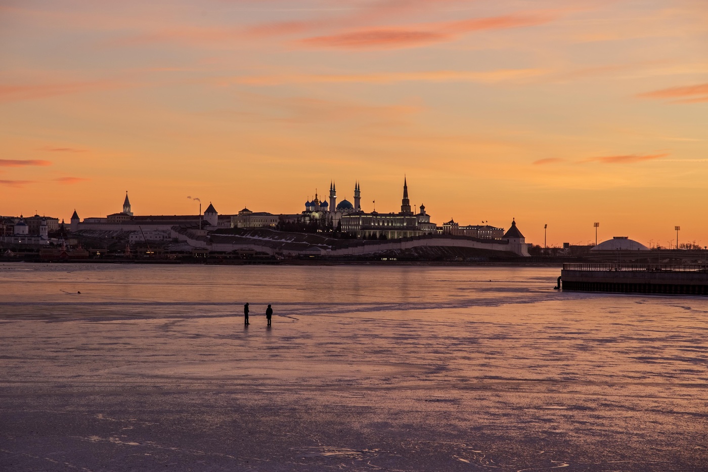 яркий закат