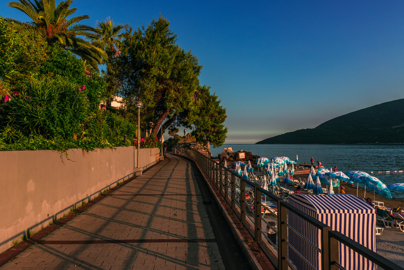 Вечером в Черногории