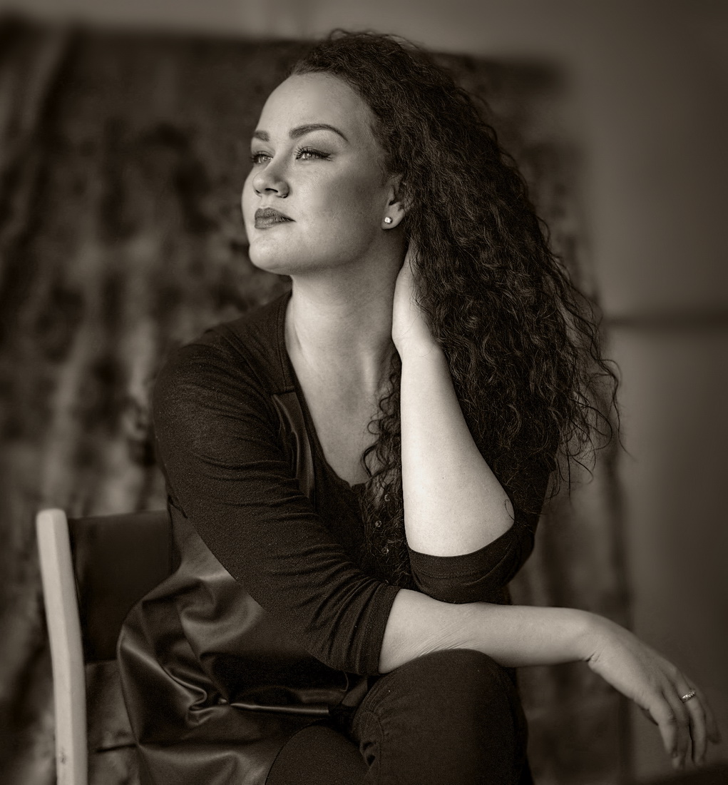 Танцовщица