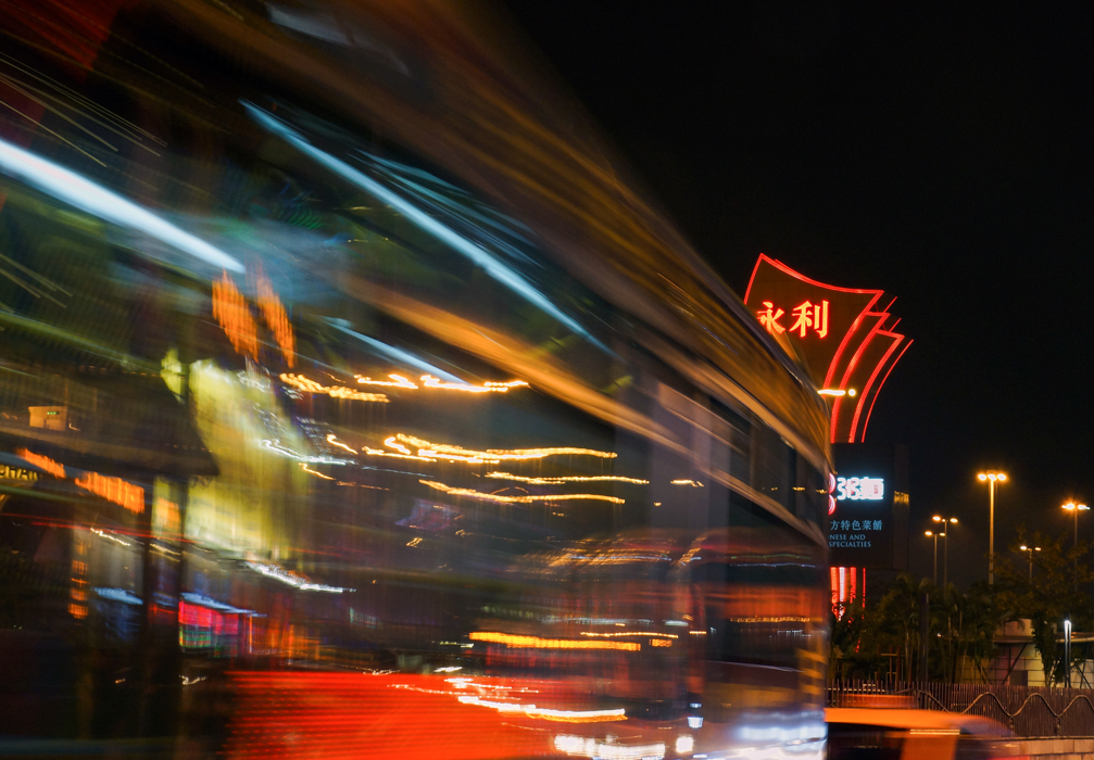 Пятничное зазеркалье