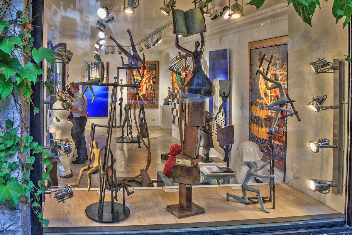 Пятничное зазеркалье