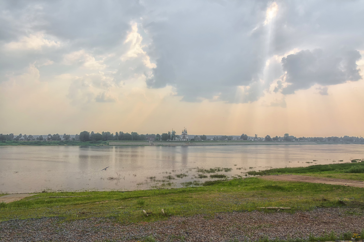 вид на реку Сухона