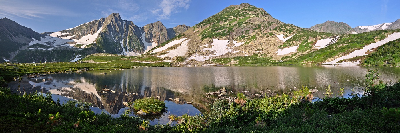 Горное озеро**