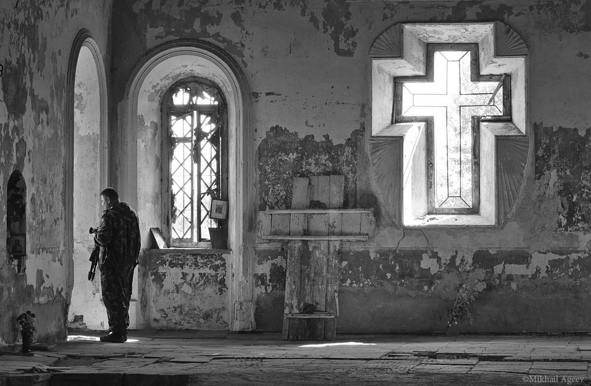 В старом храме