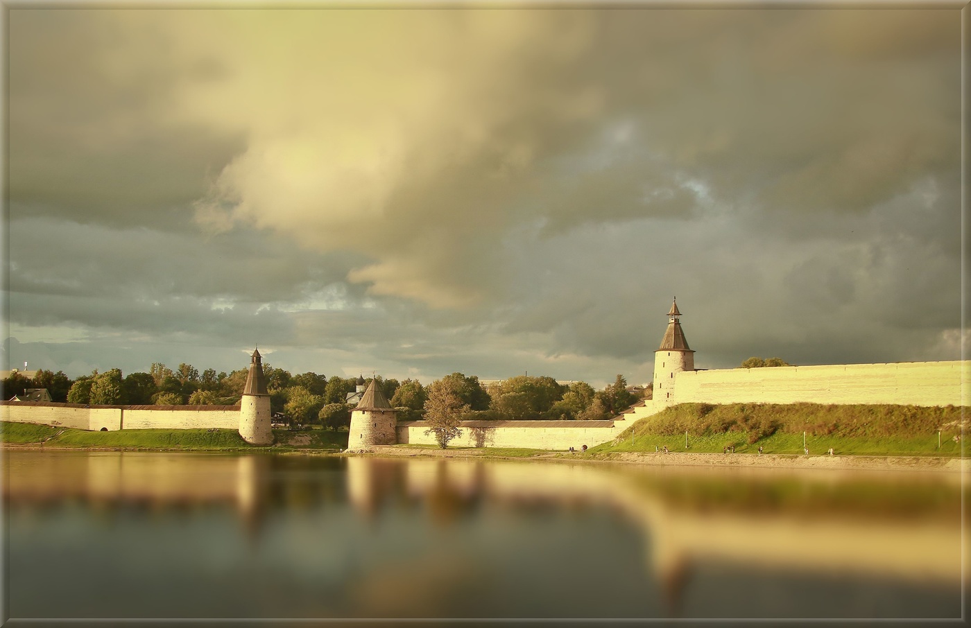 Гладь речная