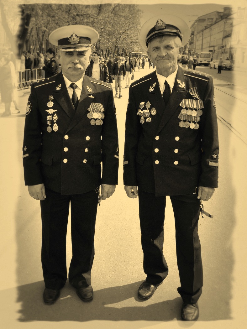 Друзья однополчане