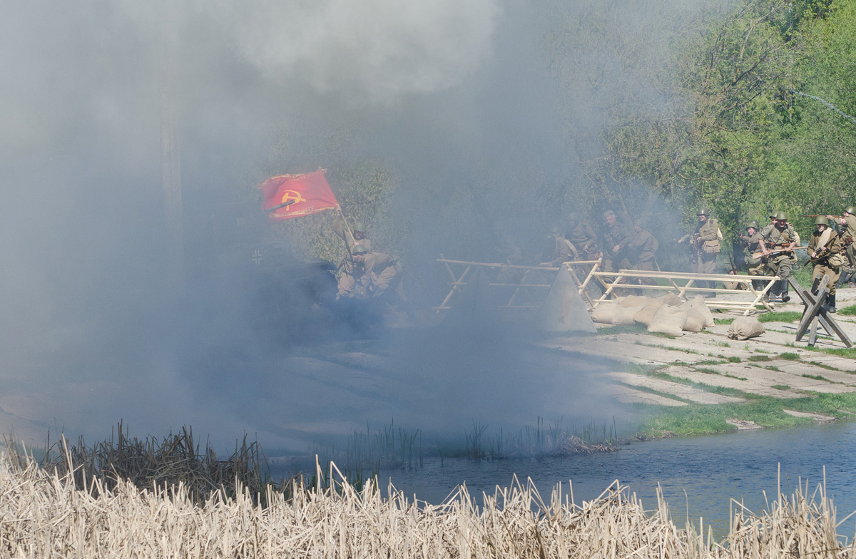 Бой на плотине